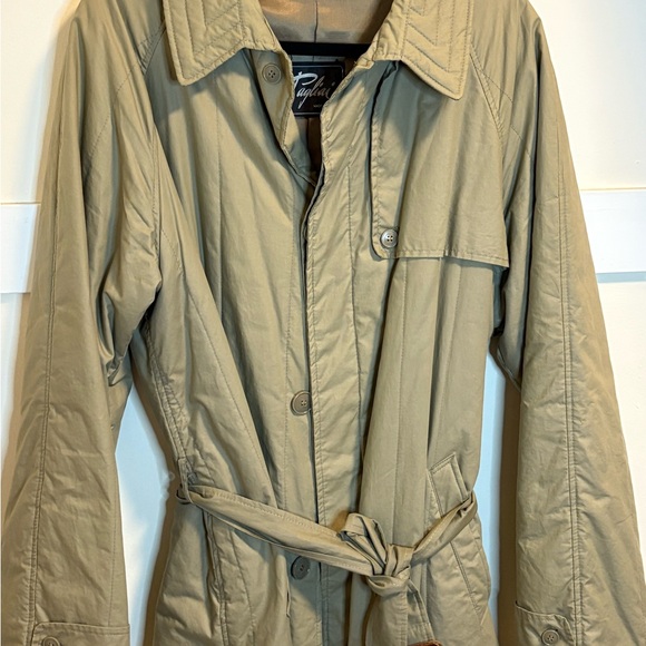 Italian Made Vintage Trench - Picture 2 of 3